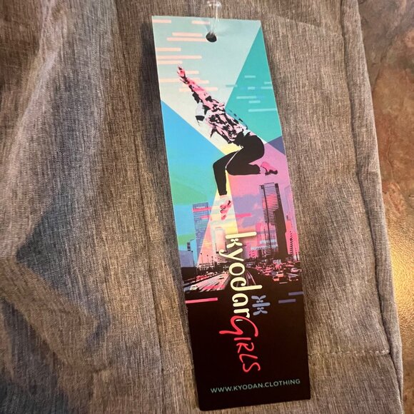 Kyodan Girls Grey Mix Elastic Waist Shorts Medium - Picture 7 of 9